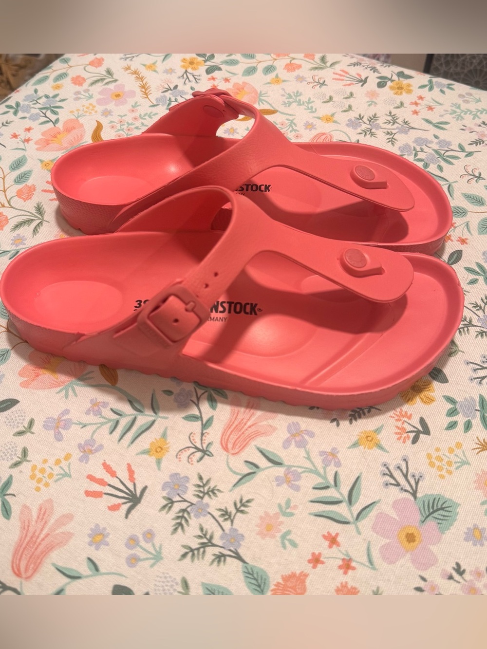 Birkenstock Womens Gizeh EVA Sandals in Coral